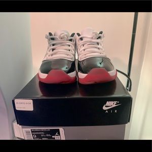 Jordan 11 Retro Low Concord Bred